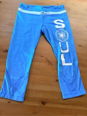 Lululemon x Soul Cycle Collab Bright Blue Turquoise White Rare Leggings size 10